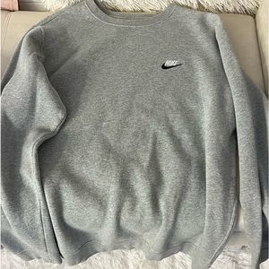 Nike sweat shirt